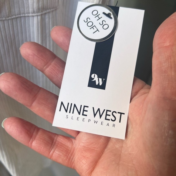 Nine West 2 Piece Pajama Set - Picture 4 of 8